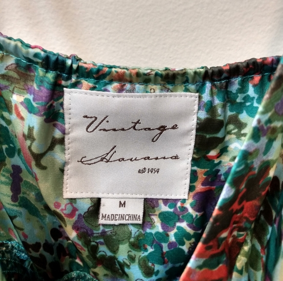 Vintage Havana Silky Sexy Dress - Picture 2 of 4